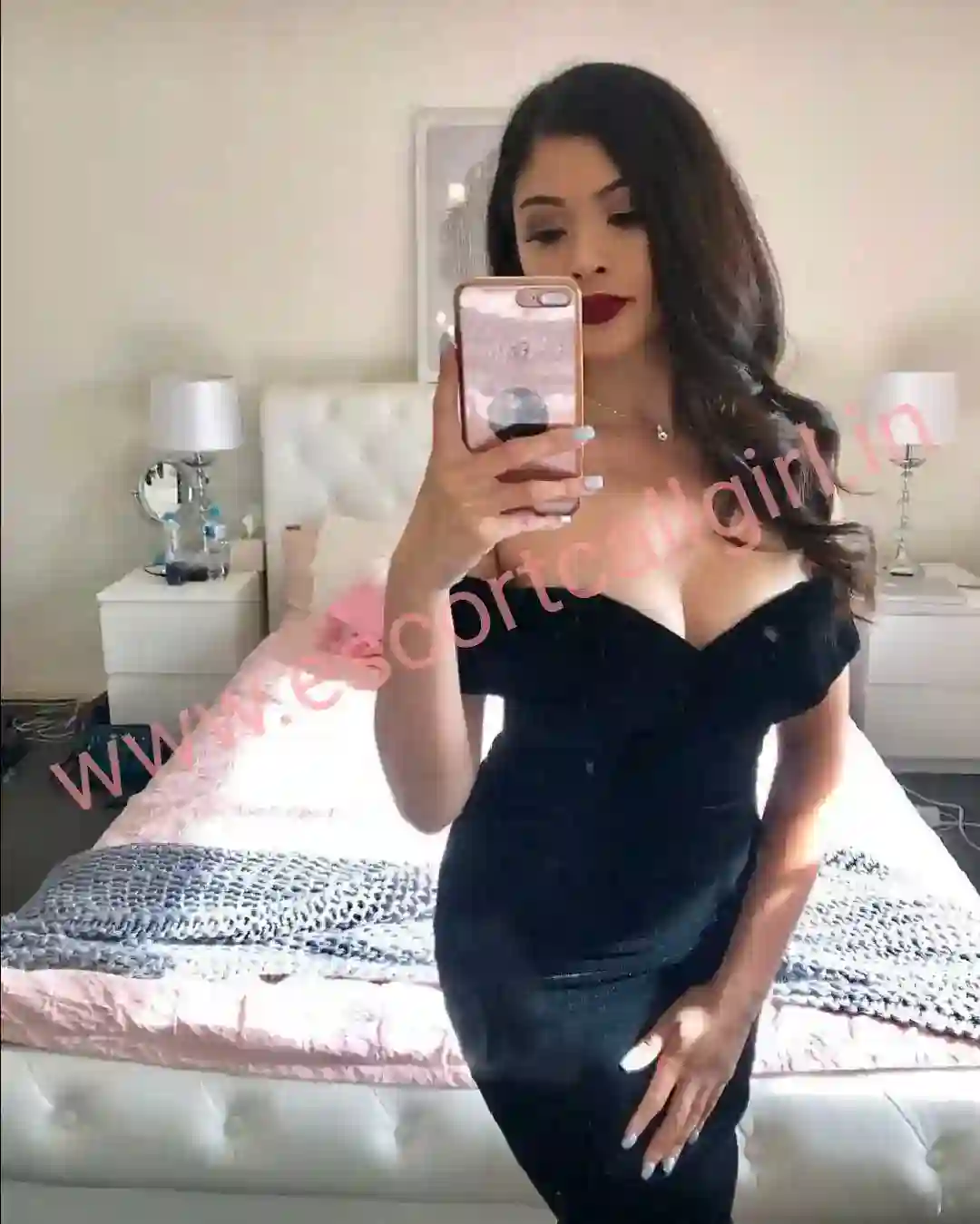 Gaur City escort